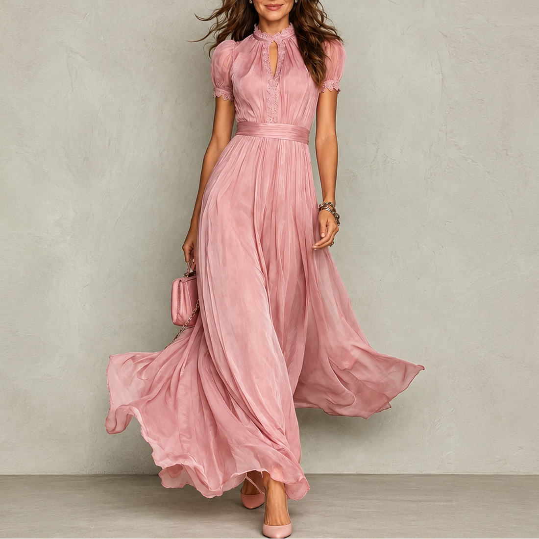 Odette | Robe longue plissée à col volanté