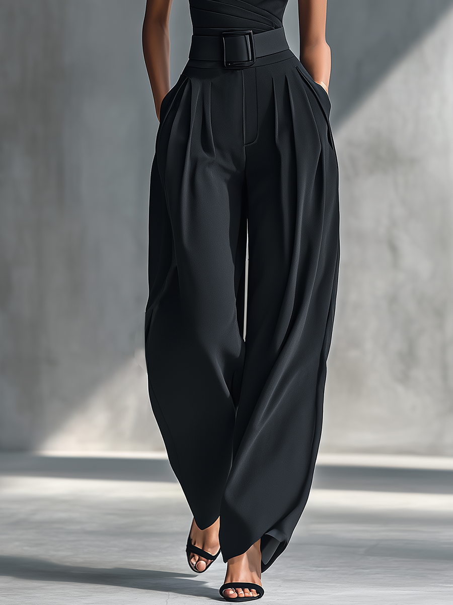 Esther, détail du pantalon large taille haute