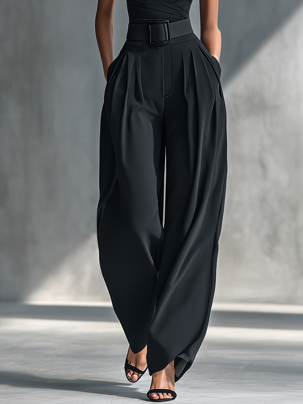 Esther, détail du pantalon large taille haute