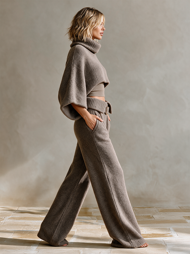 Oriane | Ensemble en maille taupe, col roulé et pantalon large ceinturé
