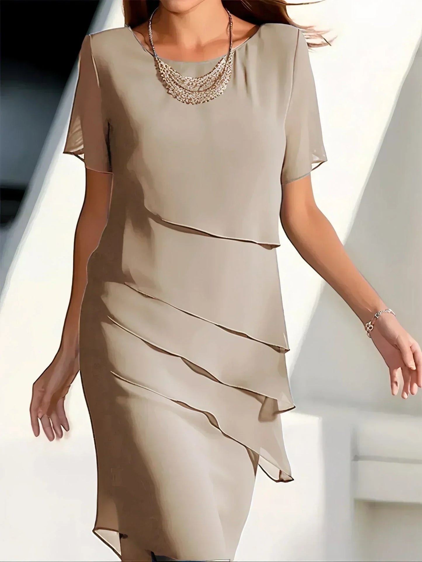 Kendra – Robe élégante en chiffon
