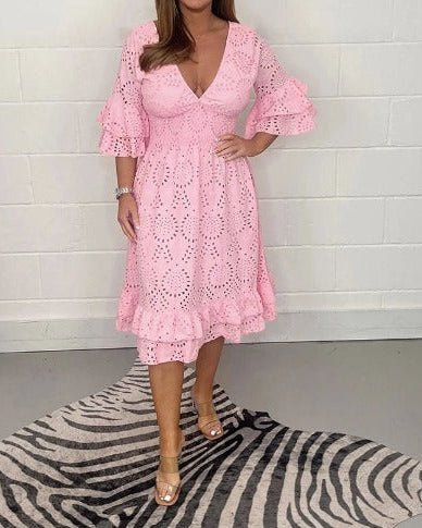 Avery – Robe midi romantique et élégante Lunara