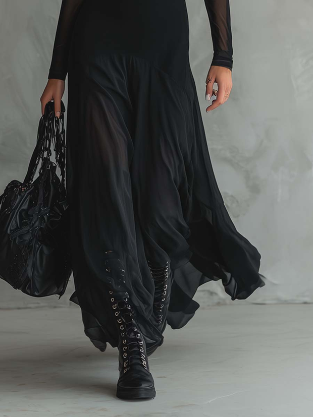 Ondine | Robe longue en tulle noir à empiècements