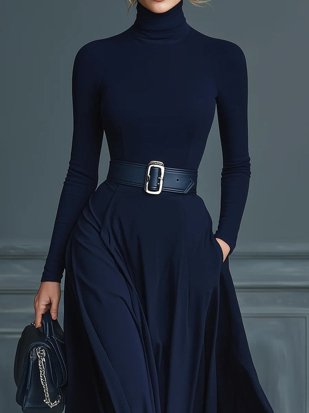 Mélisande | Robe longue en maille bleu nuit à col montant