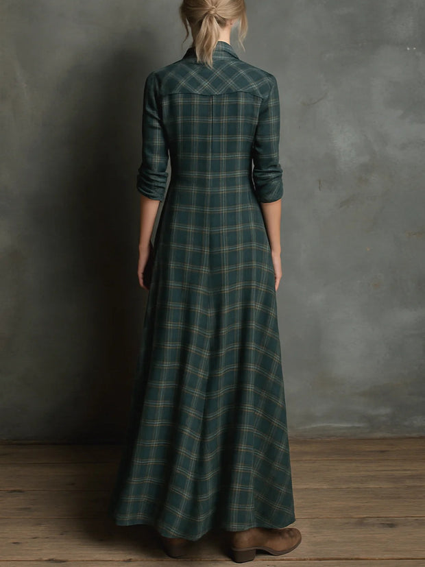 Domitille, robe chemise longue à carreaux vert sapin, vue de dos