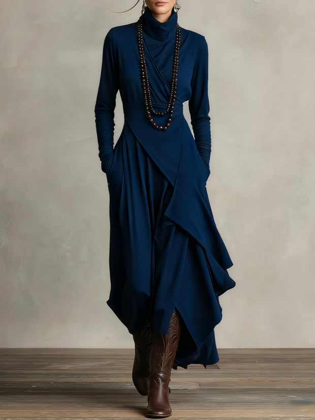 Albertine, robe longue drapée asymétrique bleu marine