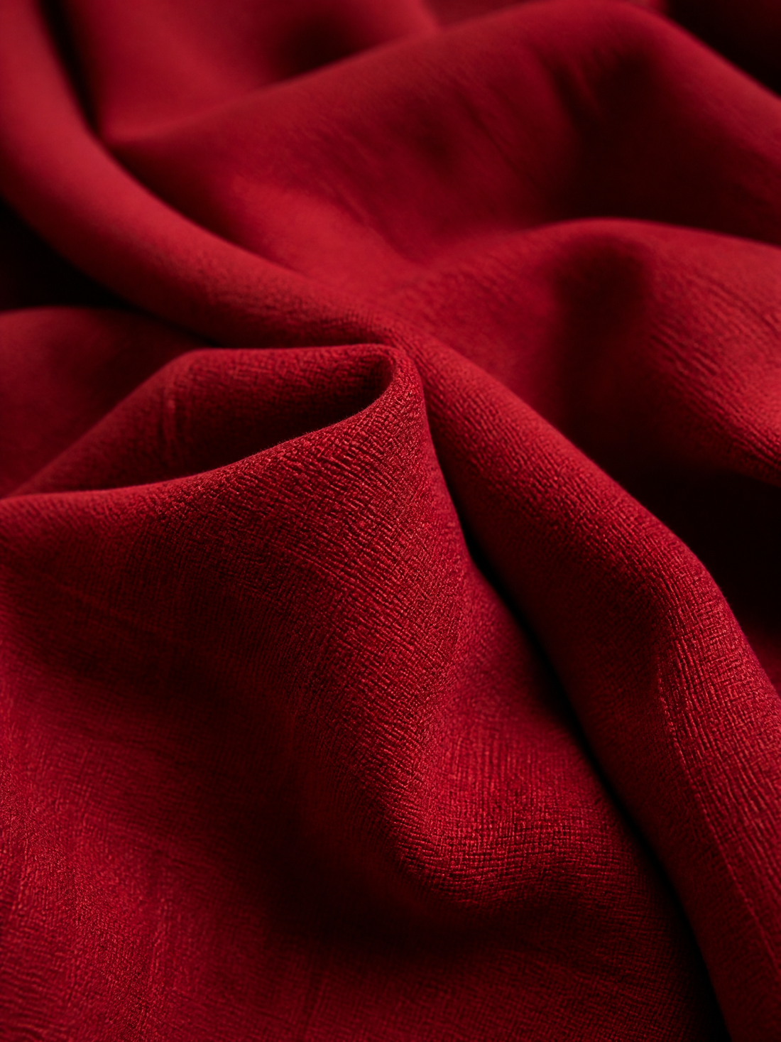 Faustine | Robe longue rouge à épaules dénudées et manches fendues