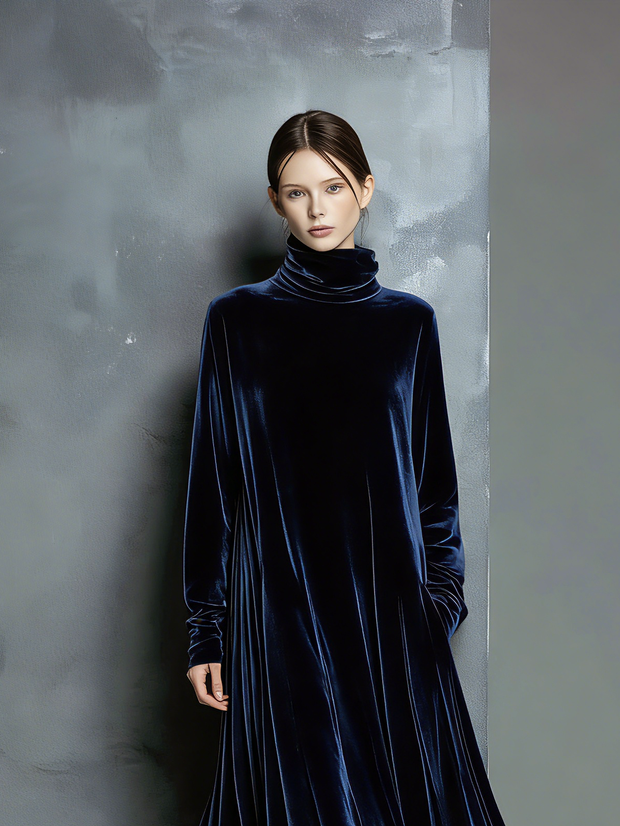 Henriette | Robe longue en velours bleu marine à col montant