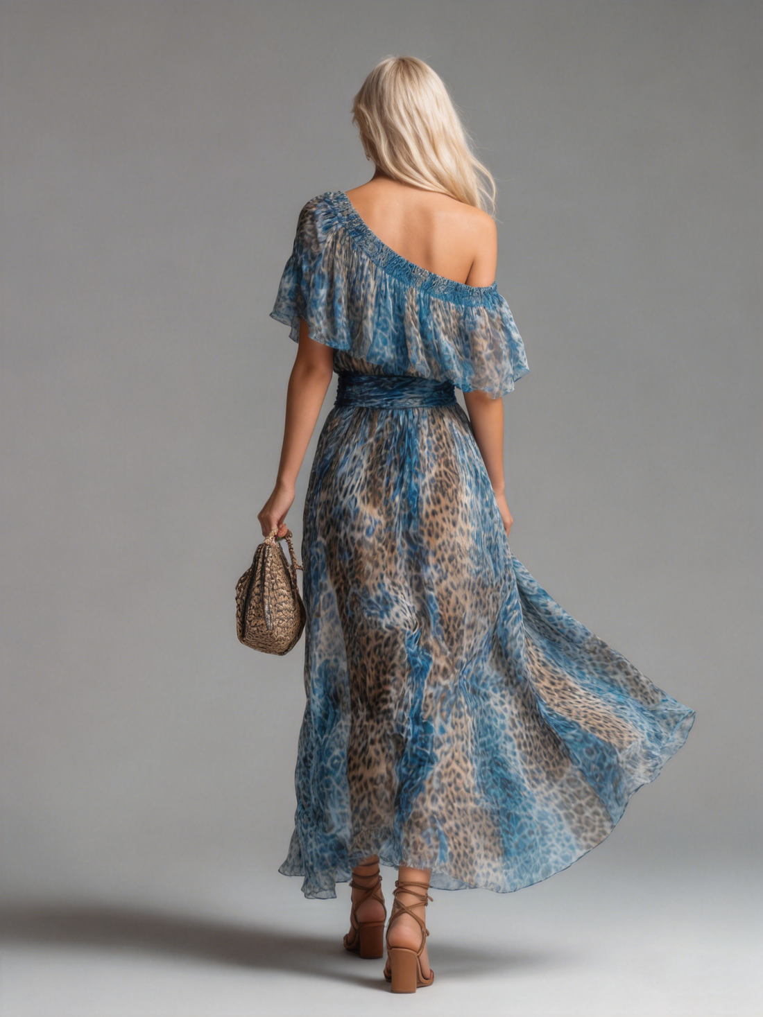 Léa | Robe longue léopard à épaules dénudées