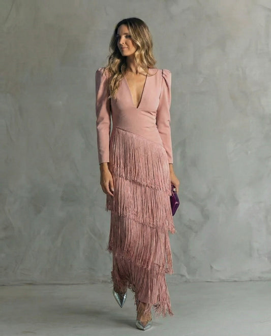 Clarisse – Robe élégante à manches frangées